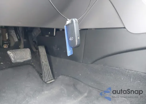 2014 Hyundai Sonata Hybrid Limited from USA, damaged, VIN KMHEC4A49EA110810